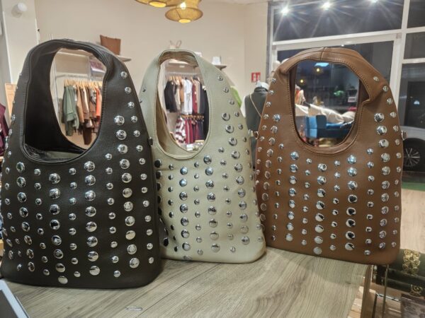 Bolsos tachuelas - Imagen 1